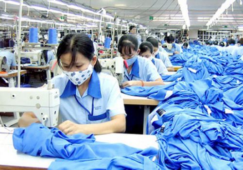 Dệt may Việt Nam bao giờ thoát bóng gia công?