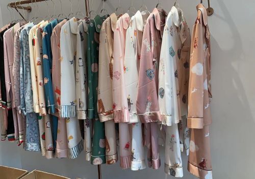 Vải may đồ ngủ lụa (pijama lụa)