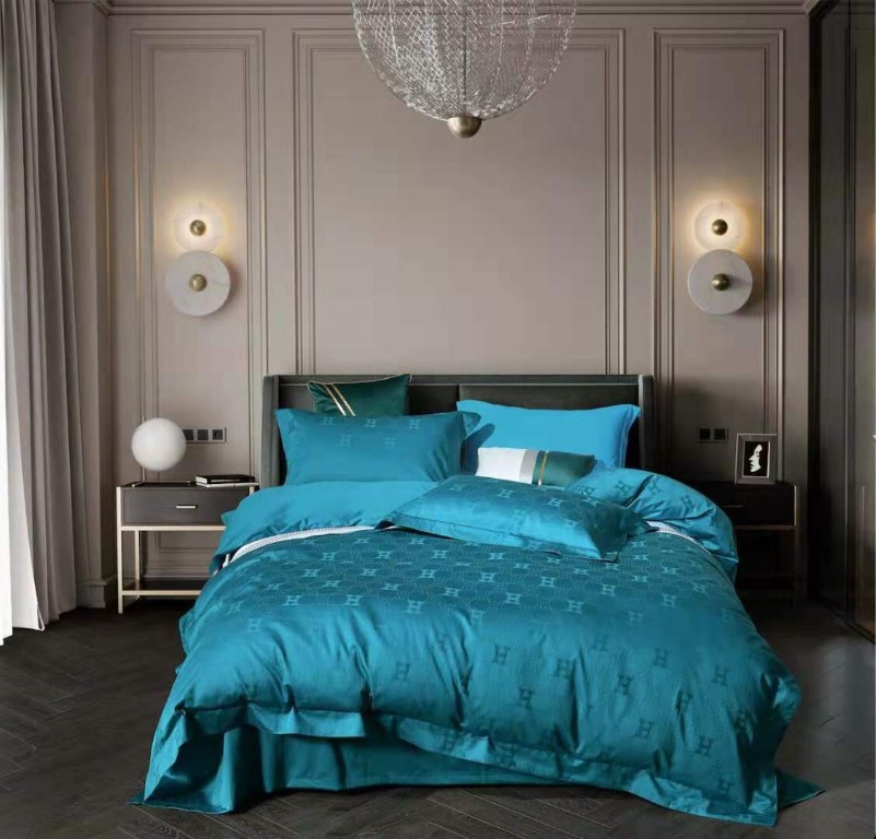 z2347619134484_ee3d11e57374d6fac24c0d061ba6d39b